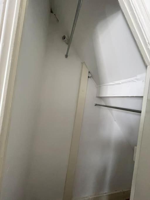 Private Guest Rooms In Tooting London Exterior photo
